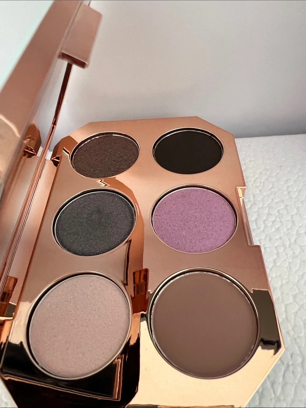 MAC - M-A-CNIFICENT eyeshadow palette